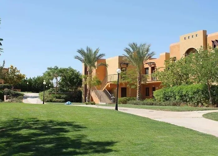 Apartment In Stella Makadi On Ground Floor With And Pools Access