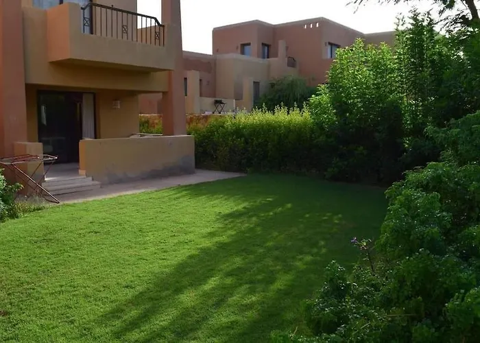 In Stella Makadi On Ground Floor With And Pools Access Apartment *