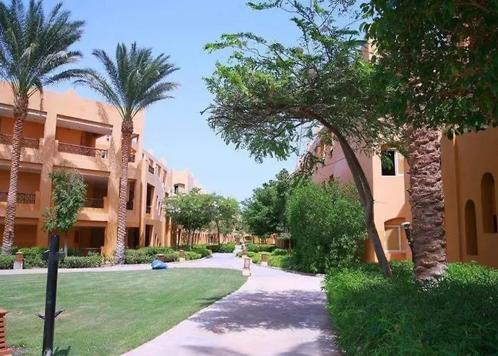 Apartment In Stella Makadi On Ground Floor With And Pools Access *