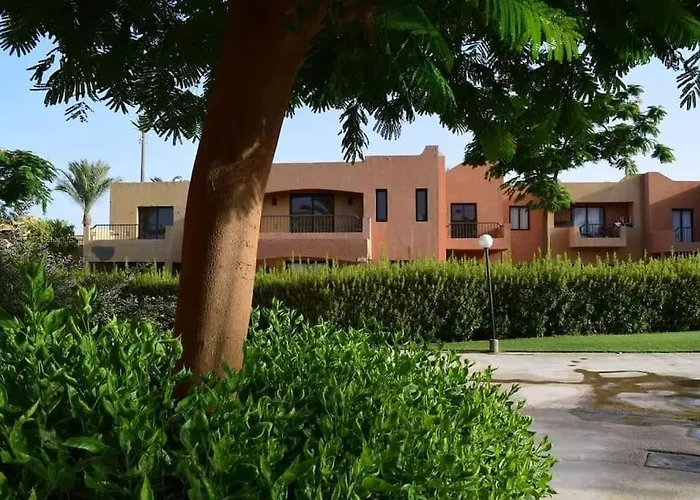 In Stella Makadi On Ground Floor With And Pools Access * Hurghada