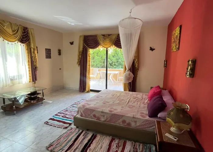 In Stella Makadi On Ground Floor With And Pools Access Apartment