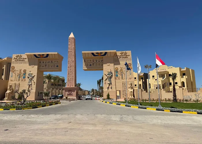 Apartment In Stella Makadi On Ground Floor With And Pools Access Hurghada